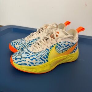 Nike Giannis Freak 6 SE GS Lenticular Youth Boys 1.5Y Sneakers Basketball Shoes